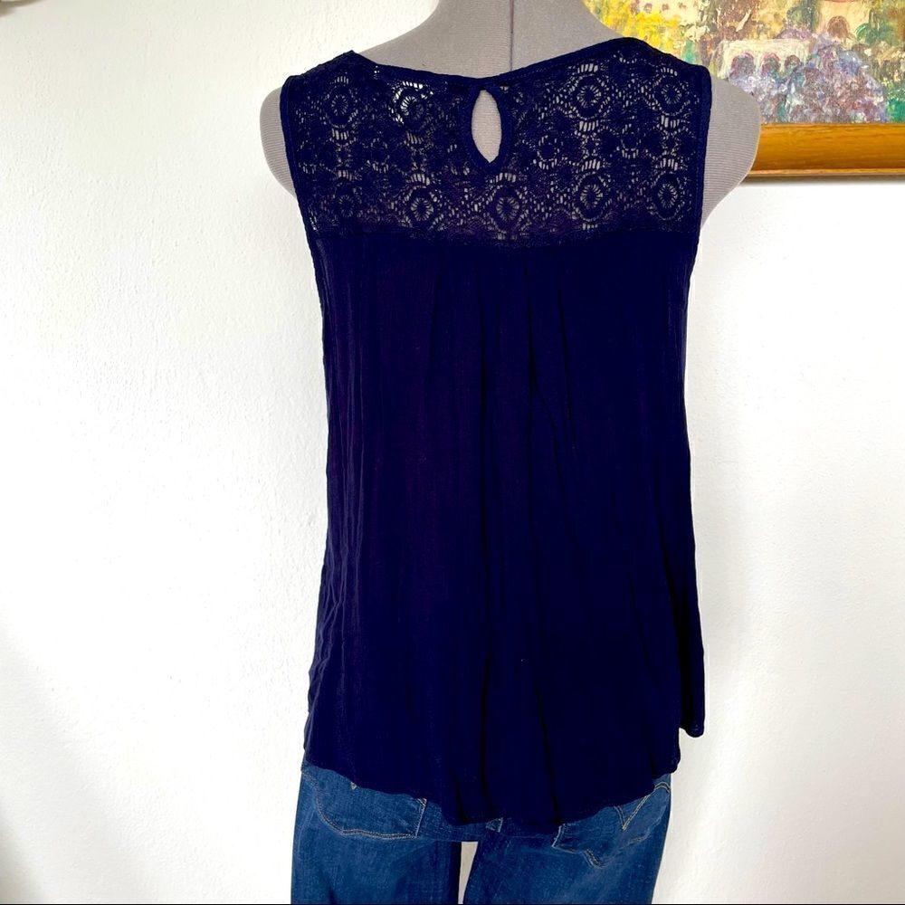 Love Delirious Navy sleeveless lace yoke top XL